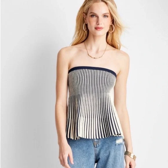 Future Collective Peplum Sweater - Picture 5 of 5